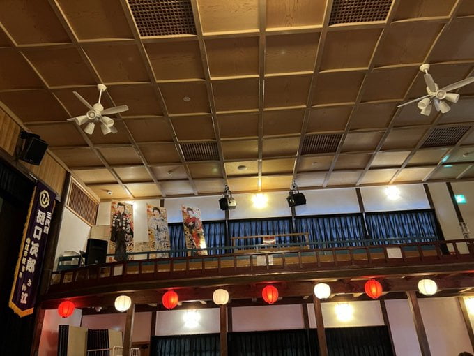 脇町、オデオン座